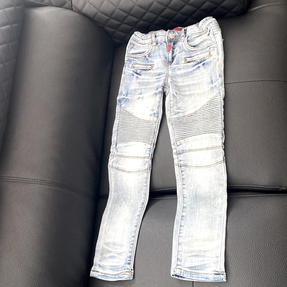 Jeans size 7 youth